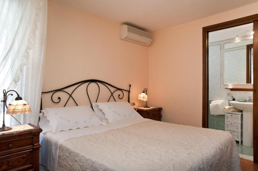 Bed&Breakfast Chiara Olbia Zimmer foto